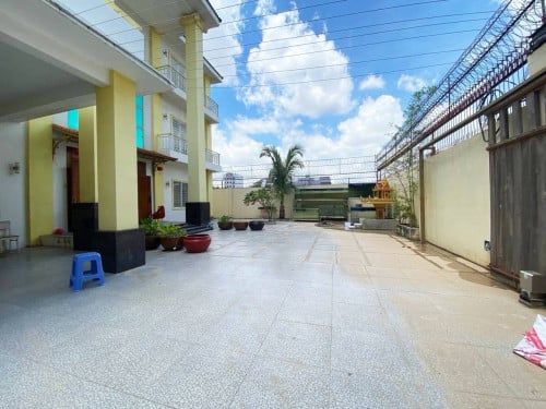 វីឡាលក់ ឫ ជួល នៅភ្នំពេញថ្មី