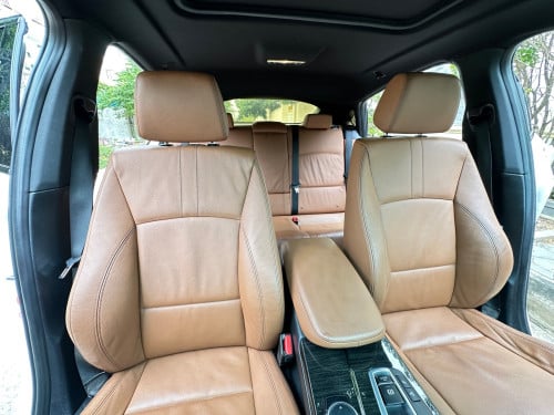 លក់ BMW X4 M Package ឆ្នាំ​ 2016 ស្រុីនមួយជុំបងប្អន​