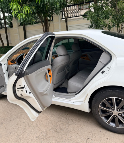 លក់ Camry LE Full Option