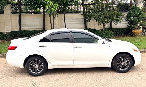 លក់ Camry LE Full Option