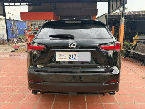 2015 LEXUS NX200t F Sport