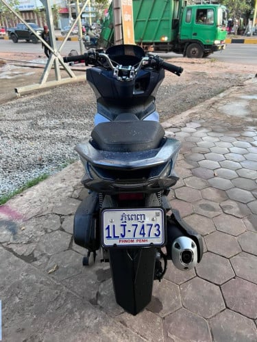 2590$PCX125CC USE ABS