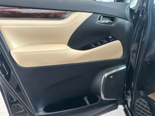 Alphard 2018 Hybrid Full option ឡានថ្មីណាស់ បងប្អូន