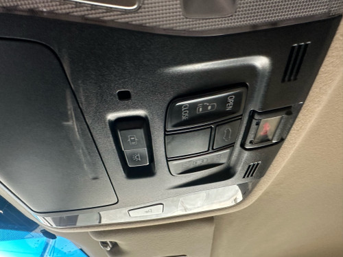 Alphard 2018 Hybrid Full option ឡានថ្មីណាស់ បងប្អូន