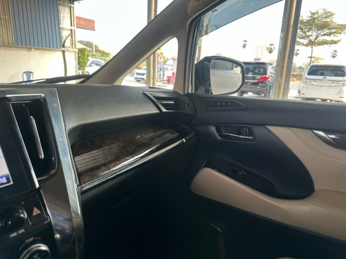 Alphard 2018 Hybrid Full option ឡានថ្មីណាស់ បងប្អូន