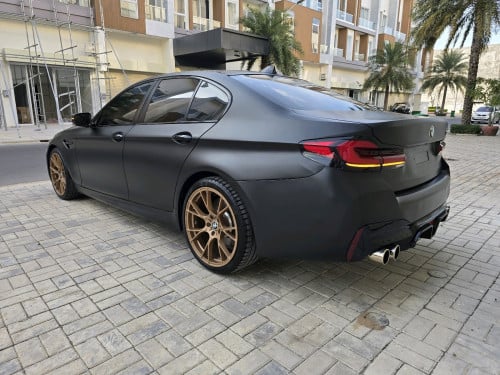 BMW 5 series up M5