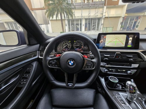 BMW 5 series up M5