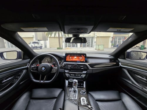 BMW 5 series up M5