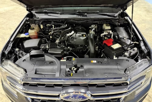 Ford Everest Titanium 2023 ប្រផេះ 2មុឺនKm