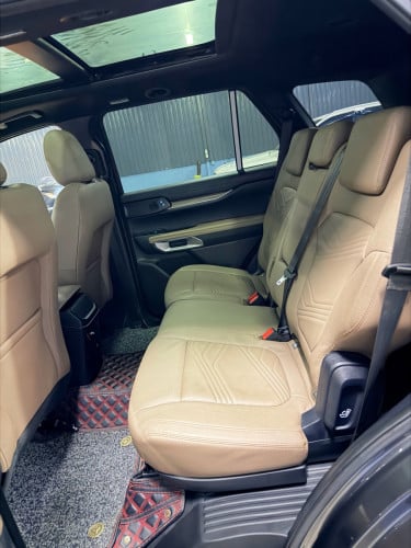 Ford Everest Titanium 2023 ប្រផេះ 2មុឺនKm