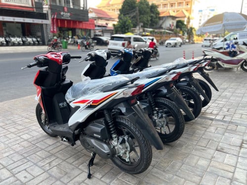 Honda PCX 2025.2026 2280$ $ឆាតជាមួយហាងផ្ទាល់ 💌👉  https://t.me/senghengmotor090