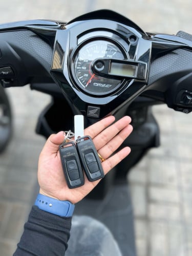 Honda PCX 2025.2026 2280$ $ឆាតជាមួយហាងផ្ទាល់ 💌👉  https://t.me/senghengmotor090