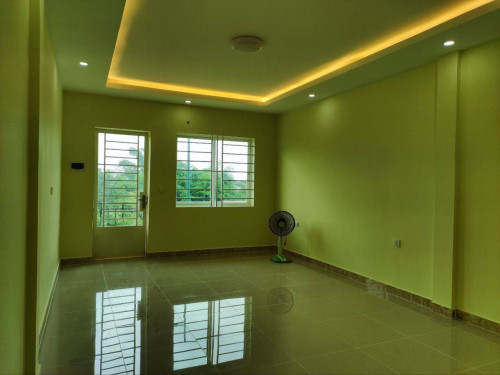 House for rent (good for living)