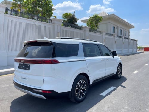 Kia Carnival 2022 V6 សាំង អូតូ៣ កៅអីចុច