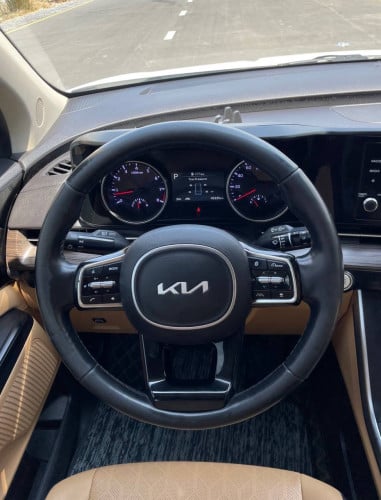 Kia Carnival 2022 V6 សាំង អូតូ៣ កៅអីចុច