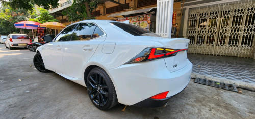 Lexus IS200H  016 SPORT  3,1000