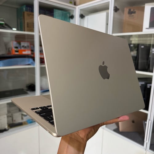 MacBook Air 2022 13.6” Chip M2 | 8GB | 512GB ស្អាត 99% ភាគរយថ្ម 100% ធានា 3 ខែ