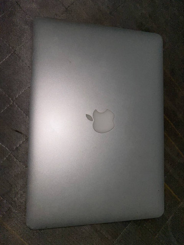Macbook pro 2020 model  Last update 2023 Ram 8GB, rom 128GB