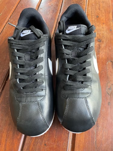 Nike shoes size 44.5