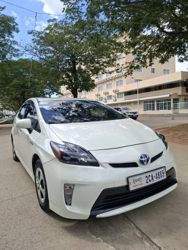 Prius 012 ជួល ជាខែ