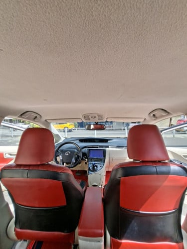 Prius 012 ជួល ជាខែ