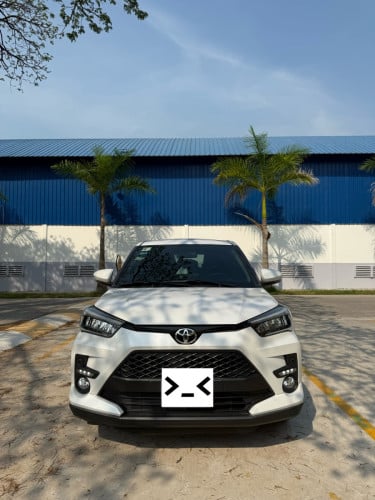 Toyota rize for rent
