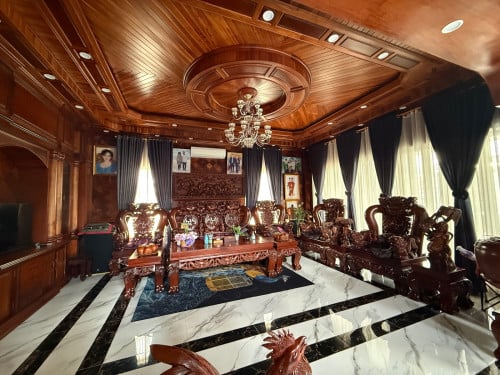 Villa for sale
