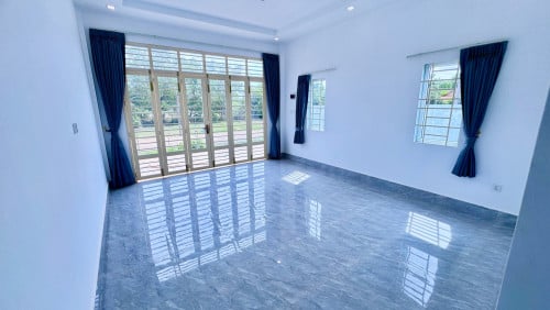 ផ្ទះថ្មីសម្រាប់លក់ឬជួល