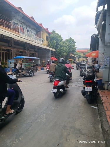 ផ្ទះលក់អាចប្រកបអាជីវកម្ម