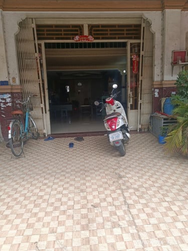 ផ្ទះលក់អាចប្រកបអាជីវកម្ម