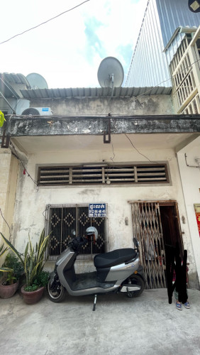 ផ្ទះលក់នៅផ្សារដើមគរ $35K