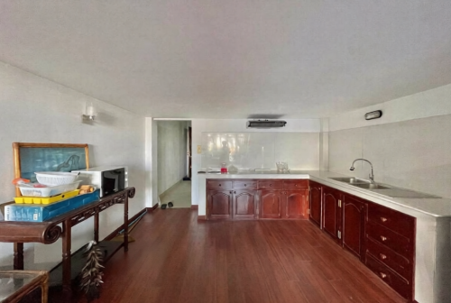 🍀Western Duplex room for rent at Riverside Phnom Penh