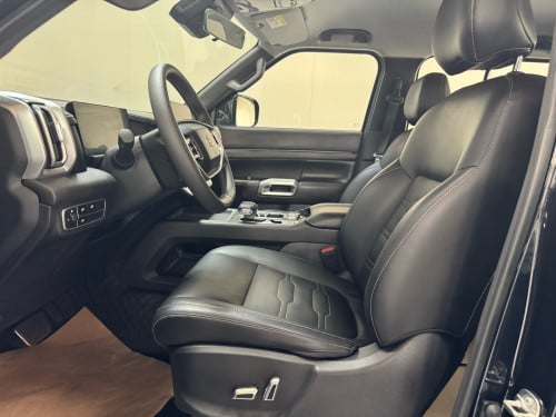 👉Nissan Z9 តម្លៃ 32500$ ចរចាបាន