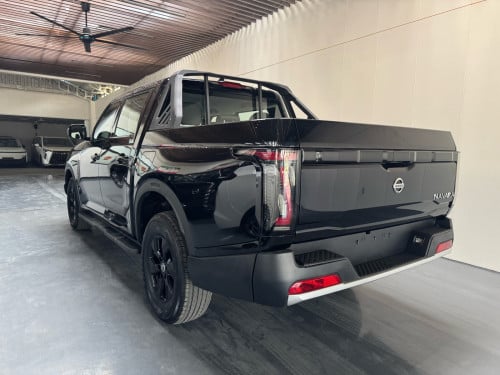 👉Nissan Z9 តម្លៃ 32500$ ចរចាបាន