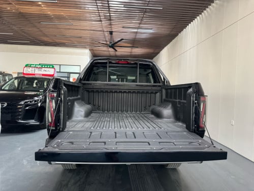 👉Nissan Z9 តម្លៃ 32500$ ចរចាបាន
