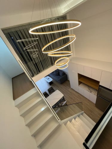 2-Bedroom Condo on 32nd Floor – Stunning City & River Views