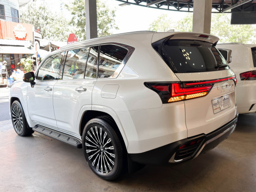 Lexus LX700h VIP 2025