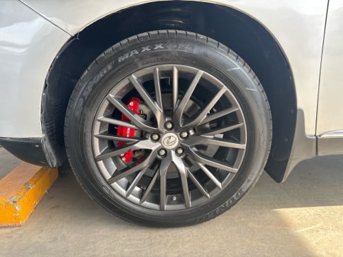 汽车租赁服务 日 月 Lexus NX200T 2015& Rx450h 2010 for rentals