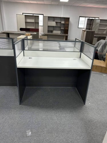 Partition Desk