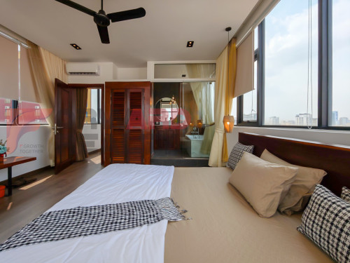 RUSSIAN MARKET 1BR| 2BATH|FULLY FURNISHED|TOP FLOOR