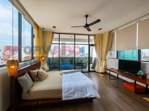 RUSSIAN MARKET 1BR| 2BATH|FULLY FURNISHED|TOP FLOOR