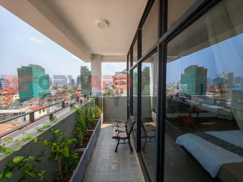RUSSIAN MARKET 1BR| 2BATH|FULLY FURNISHED|TOP FLOOR