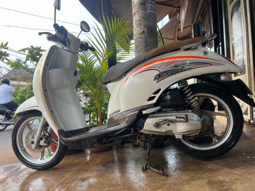 Scoopy 011 សំនុំច្រើន