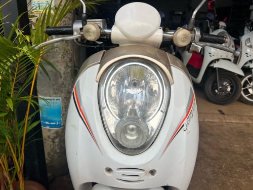 Scoopy 011 សំនុំច្រើន