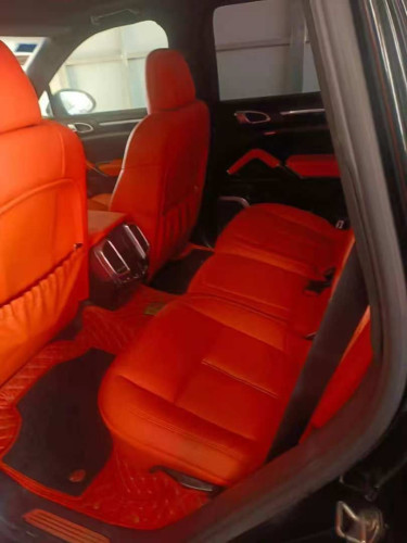 Selling my beloved car, stylish Cayenne!
