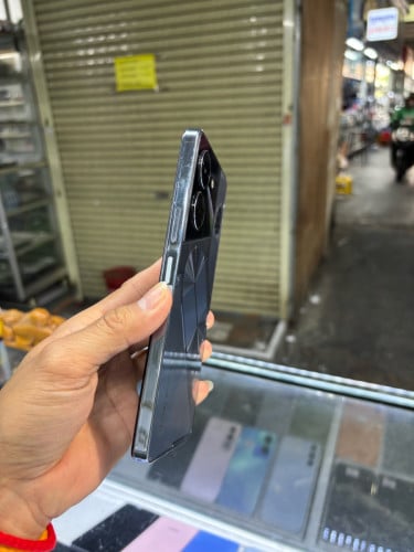 Techno Pova5Pro 256G Ram8G Sim2 global ម៉ាសុីនសានុំស្រុីន