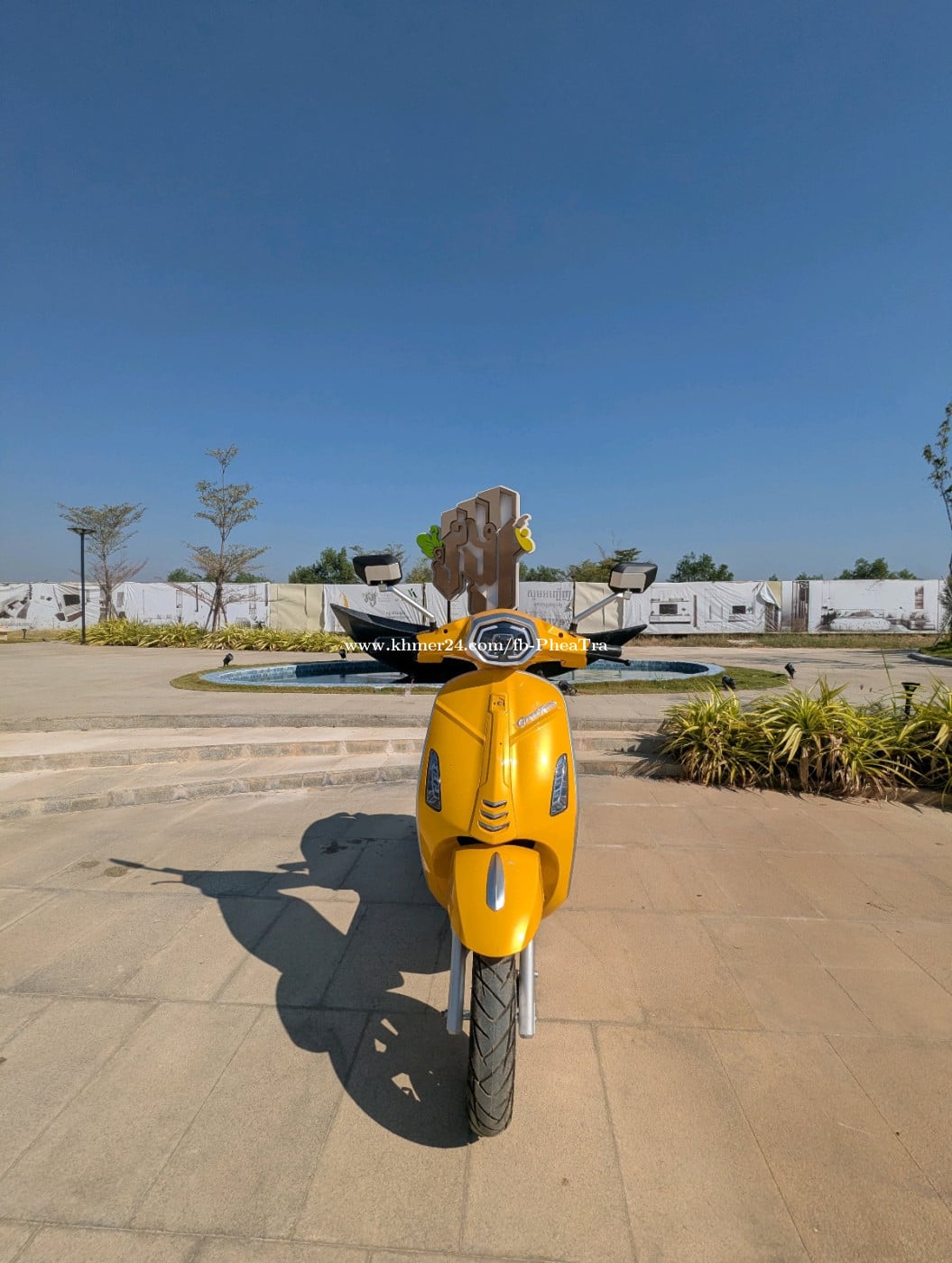 ម៉ូតូអគ្គិសនី