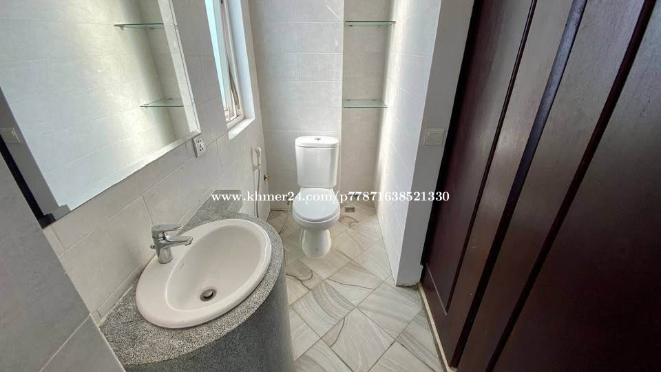 Chamkar Mon, Phnom Penh - photo 9