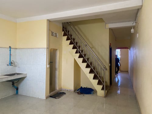 ផ្ទះ​លក់បន្ទាន់​