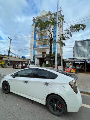 ឡានជួល